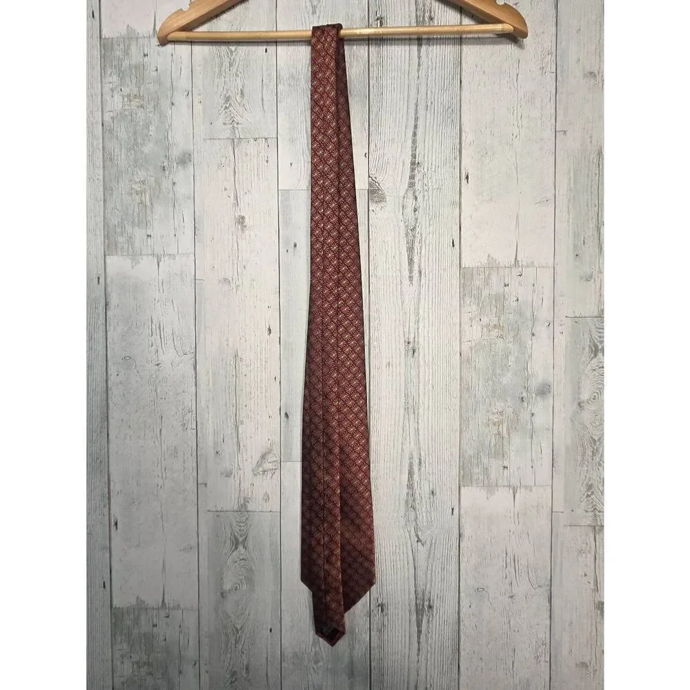 Metropolitan Opera Collectible Starburst Pattern Silk Tie